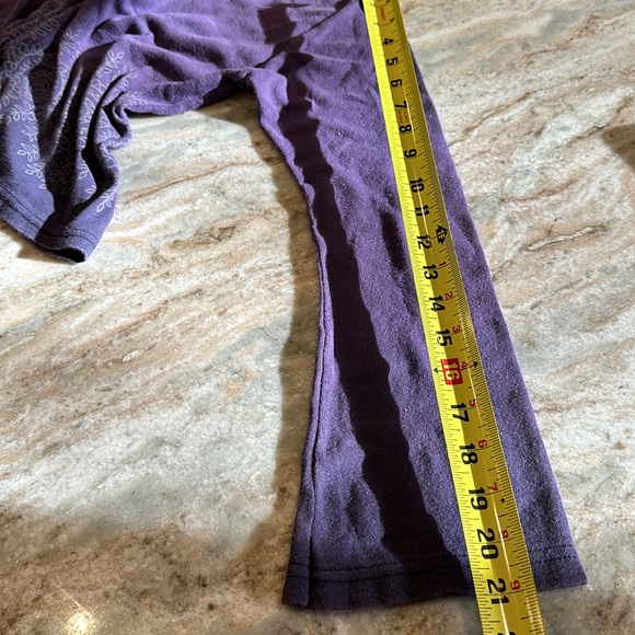 Y2K Flare Sleeve Top - Picture 5 of 8